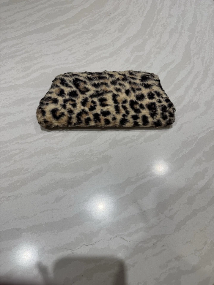 Vintage Garay Leopard Faux Fur Clutch - Image 4 of 4