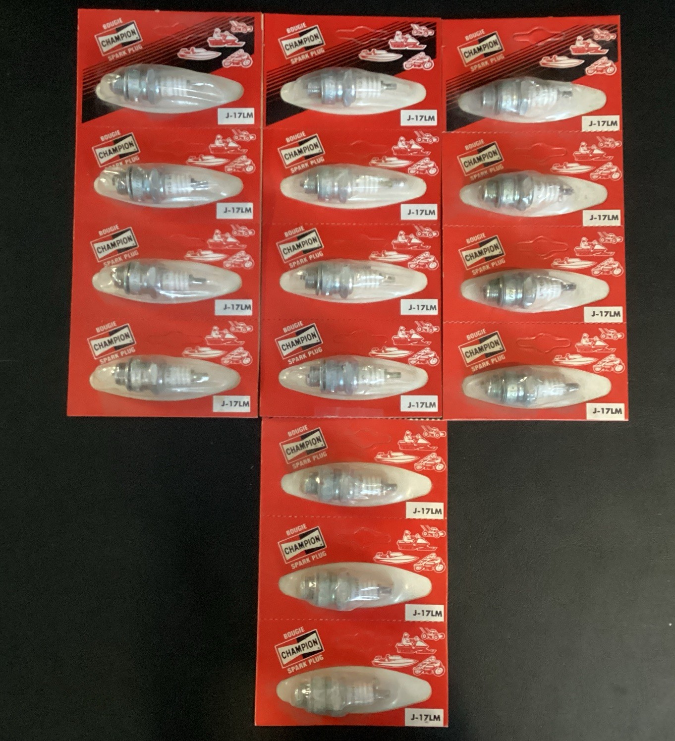 J-17LM CHAMPION Spark Plugs NOS 15 Spark Plugs 