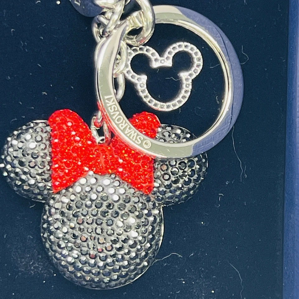 Swarovski Disney Llavero Bolso Dije Minnie Mouse 90 Aniversario 5435479 Sin usar, en caja Foto 3 de 4