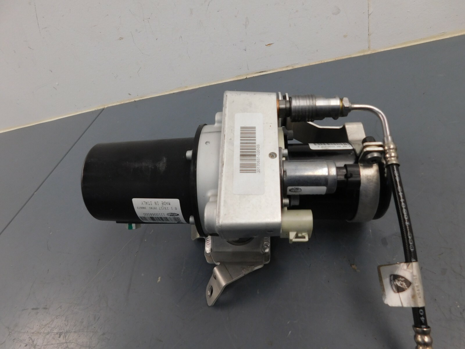 2018 Lamborghini Aventador S LP740 Lifting System Pump Control Unit #6651 Z1
