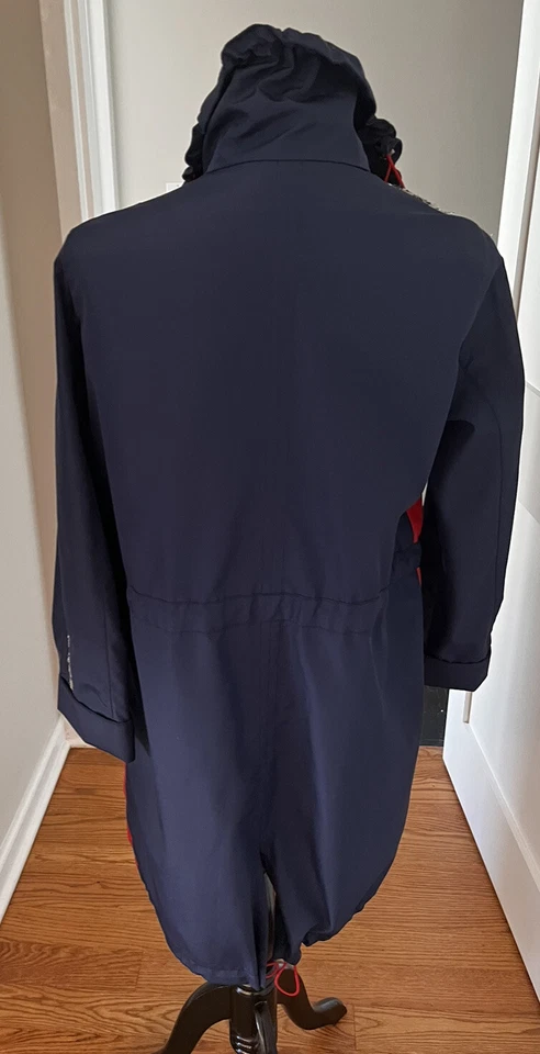 Chaqueta Parka con Capucha Landi Fancy Navy & Red con Lentejuelas Plateadas- Talla 44. EUC Foto 3 de 4