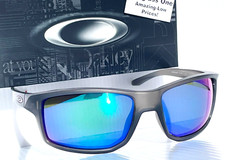 NEW Oakley GIBSTON Matte Grey Smoke POLARIZED Galaxy Jade Lens Sunglass 9449-24