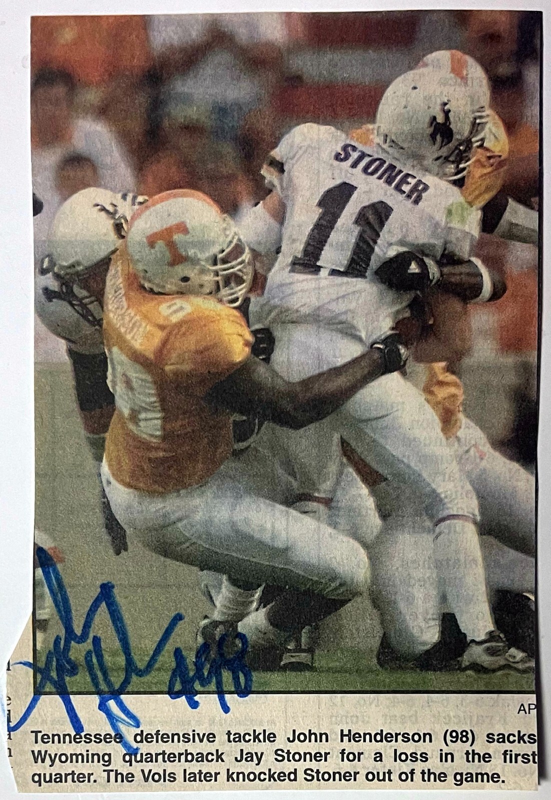 John Henderson signed Tennessee Volunteers 4.25x5.75  Newspaper Photo #98- COA