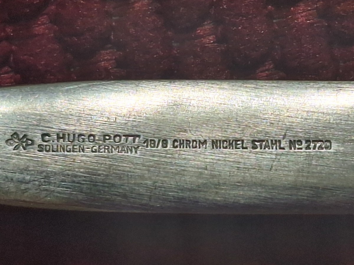 32 pcs C. Hugo Pott Linden Solingen Germany 18/8 Stainless Satin