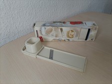 Garlic grater for slicing and grating garlic by Fackelmann