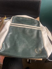 1990’s Fred Perry Messenger Bag Green White Cool Mod