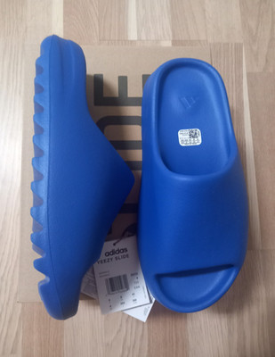 adidas Yeezy Slide Badelatschen Herren Blau EU 42 (US 8) Slip-On ID4133