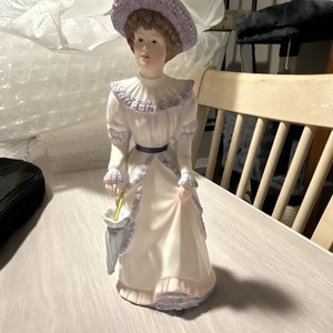 Home Interiors Penelope Porcelain Woman Figurine Painted White & Purple Dress