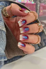 Red Aspen Press On Nails-Mistletoe Mischief, Marybeth Short • Coffin • Ombre