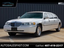 1999 Lincoln Town Car for Sale