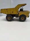 Vintage 1970s Mighty Tonka Dump Truck #3900 Pressed Steel Yellow XMB-975
