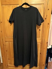 UNIQLO Womens AIRism T-Shirt Dress Large Black Pockets Short Sleeve