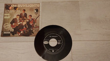 RARE DISQUE 45 T JUKEBOX THE SUNLIGHTS POCHETTE PLASTIQUE ENCART