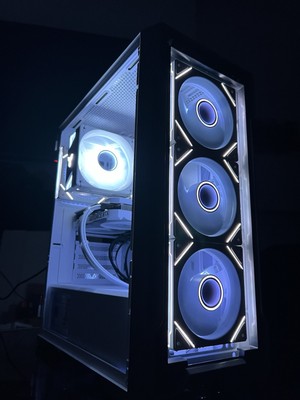 Custom Gaming/Workstation PC Build! / Beschreibung lesen