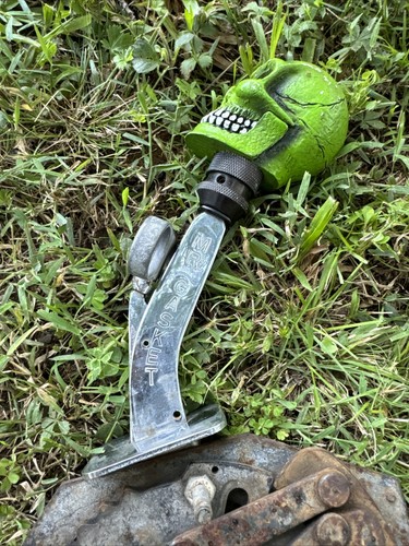 MR. GASKET VERTI-GATE SHIFTER Four Speed With Green Skull Head - Picture 9 of 18