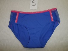 b.tempt'd by Wacoal b.active Boyshort 945210 Dazzle Blue/Fuchsia 5-S- 23 NWOT