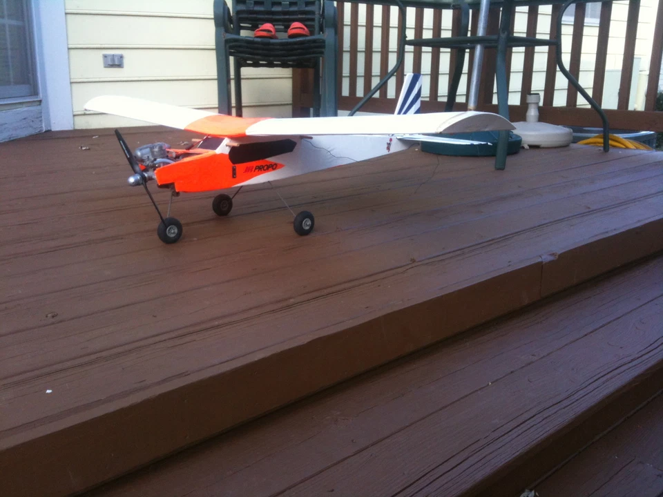 Vintage Carl Goldberg Eaglet 50 OS .25 motor - Image 4 of 4