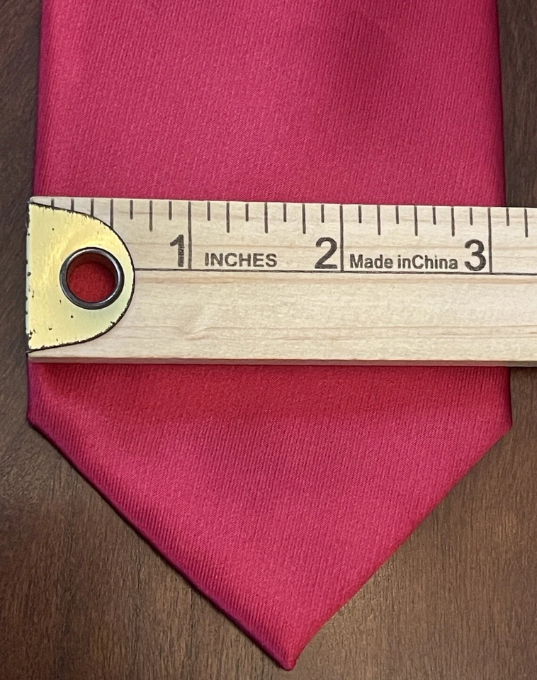 Pierre Cardin Red 100% Polyester Men’s Neck Tie Made In China - Image 4 of 4
