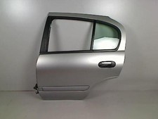 Porte arrière et accessoires Nissan ALMERA