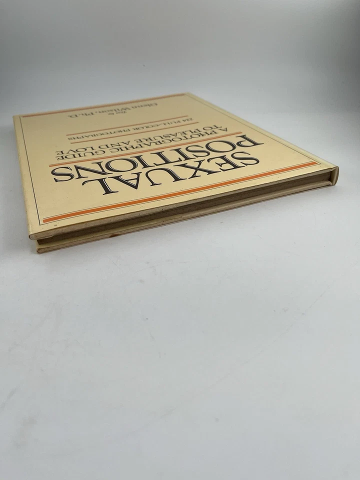 1984 Sexual Positions Photo Guide hardcover 224 color Peter Barry photographs - Imagem 4 de 4