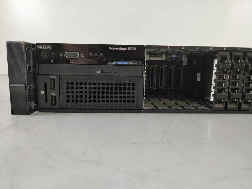 Dell PowerEdge R730 2.40 GHz Intel Xeon E5-2620 v3 32 GB DDR4 Server - Image 2 of 4