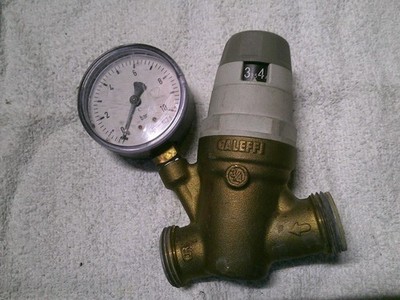 Caleffi Druckminderer   3/4'', mit Manometer