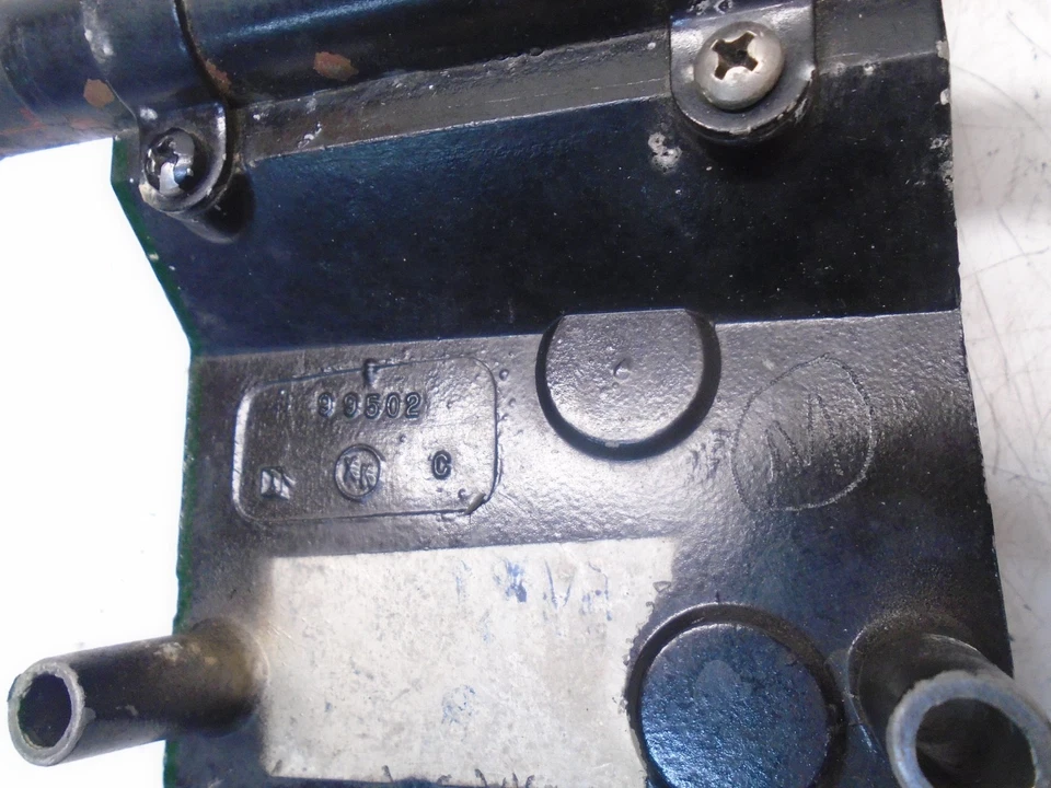 D2b MERCRUISER 3.7 LITRE 165 170 - 190 465 470 VOLTAGE REGULATOR  99502 86255 M - Image 2 of 4