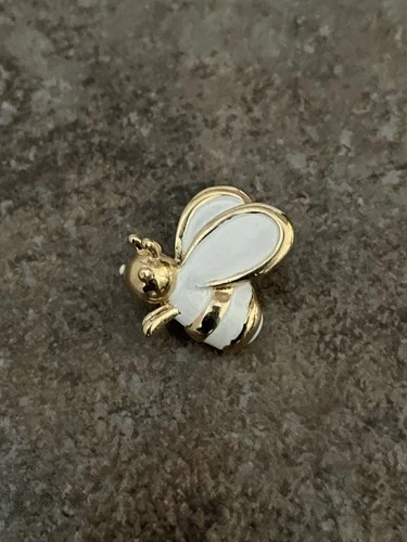 Vintage Trifari Pin Costume Jewelry White Enamel Bee Gold Tone