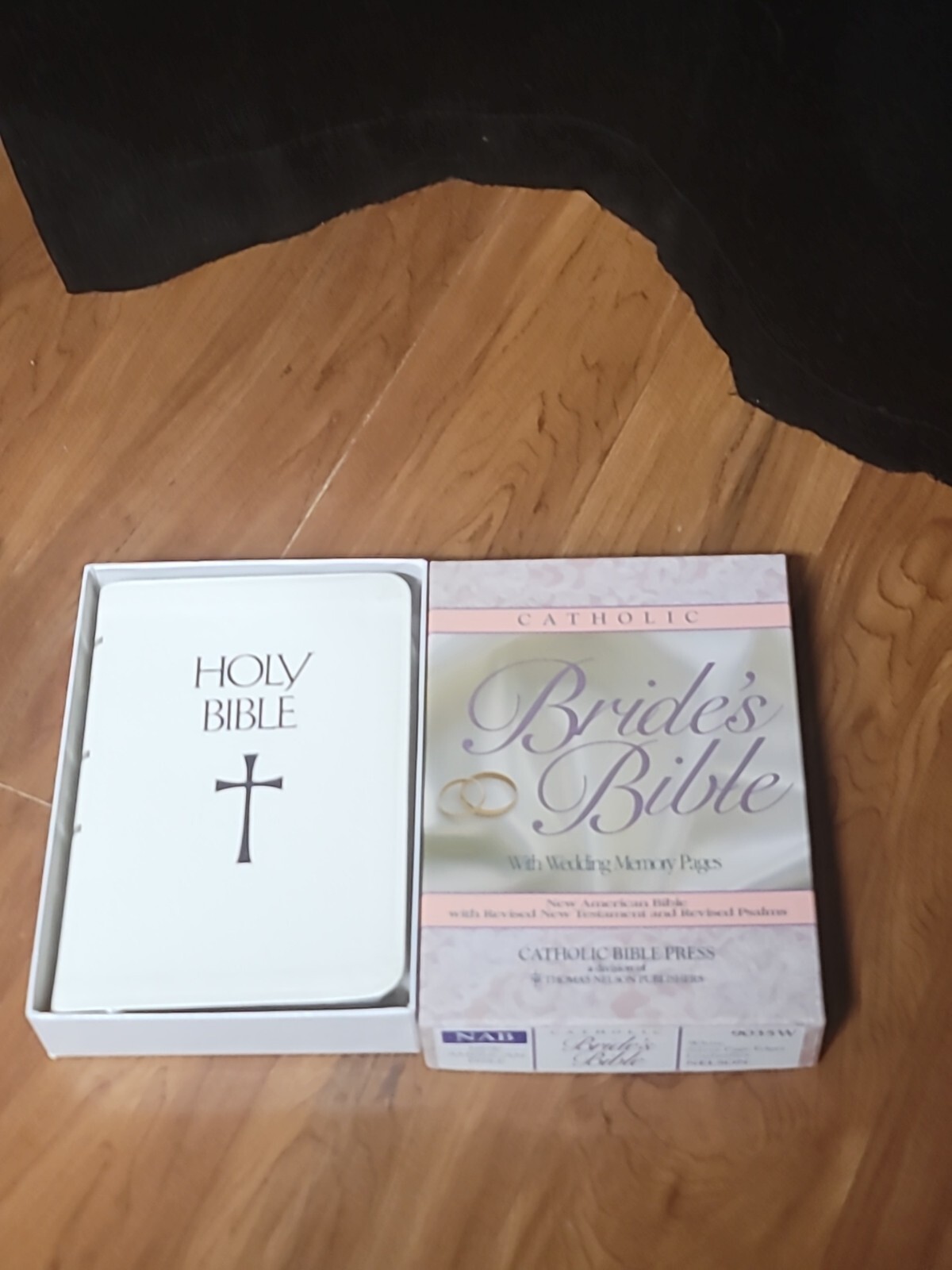 Catholic Bride's Bible New American Bible Nelson 9035W White In BOX ...