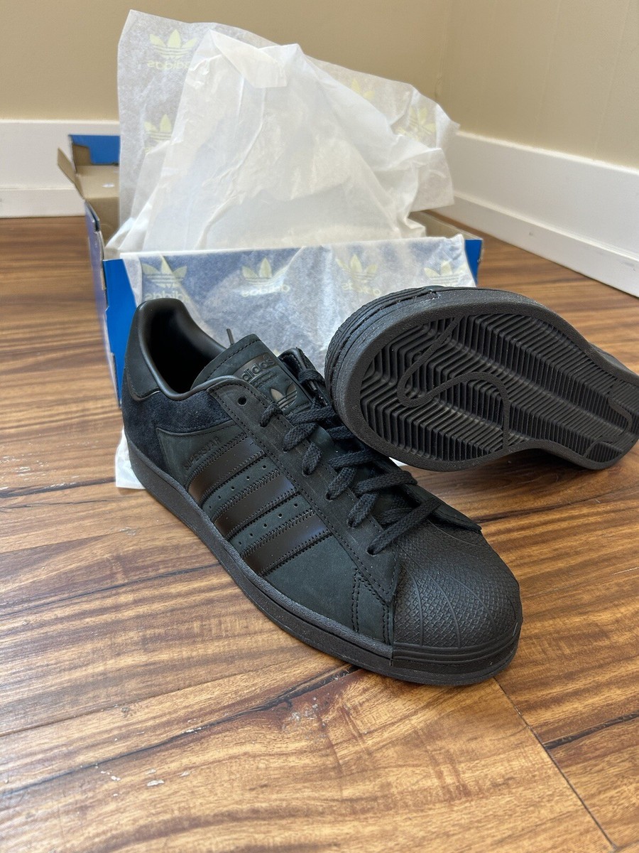 adidas c 10 all black