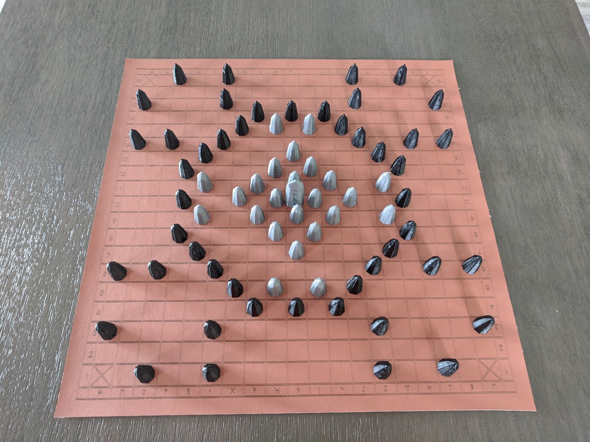 Hnefatafl Viking Chess Board Game Set - Alea Evangelii Variant