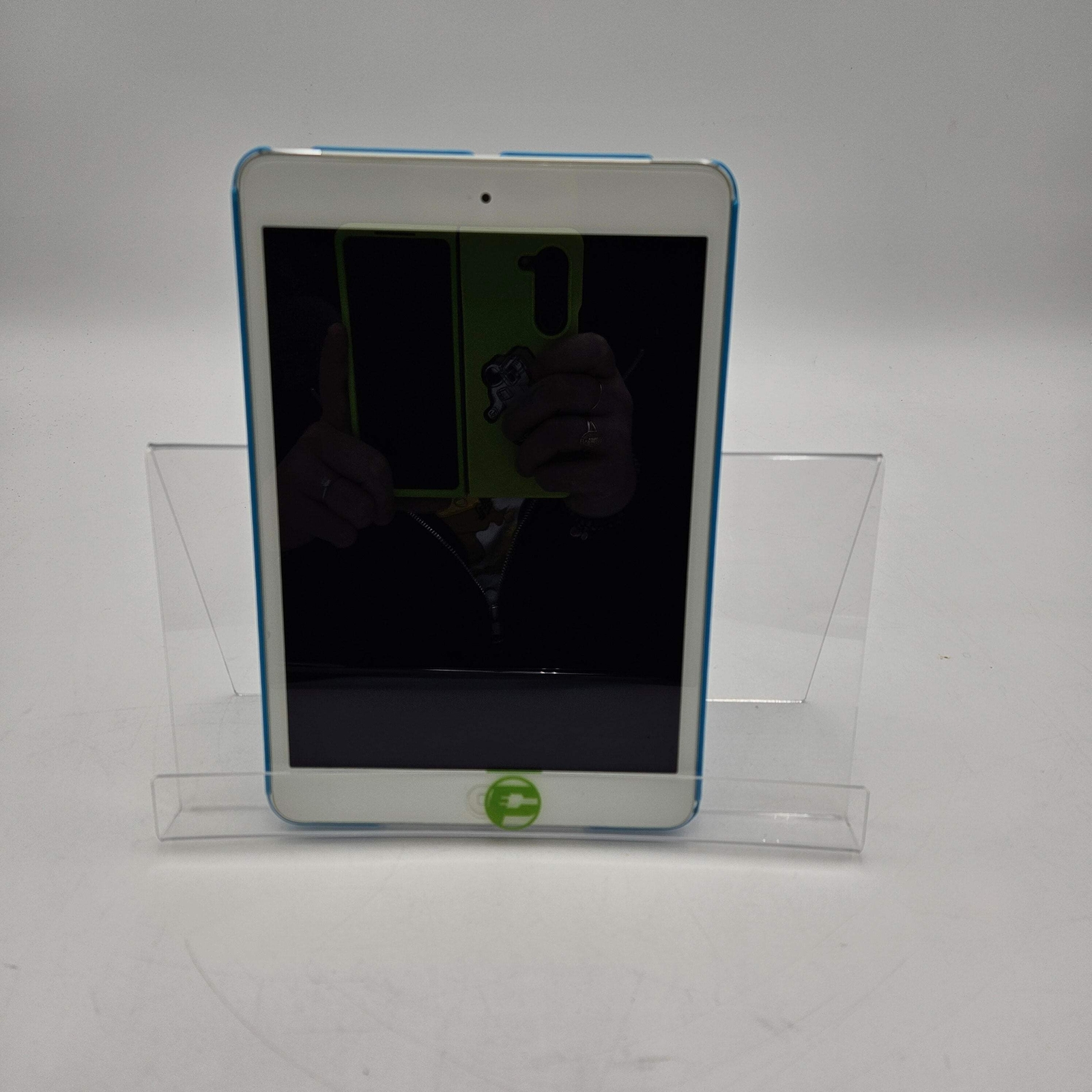 Verizon Apple iPad Mini 2 16GB 12.5.7 SILVER A1490