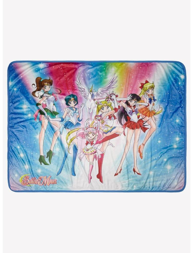 Sailor Moon Group Rainbow Throw Blanket