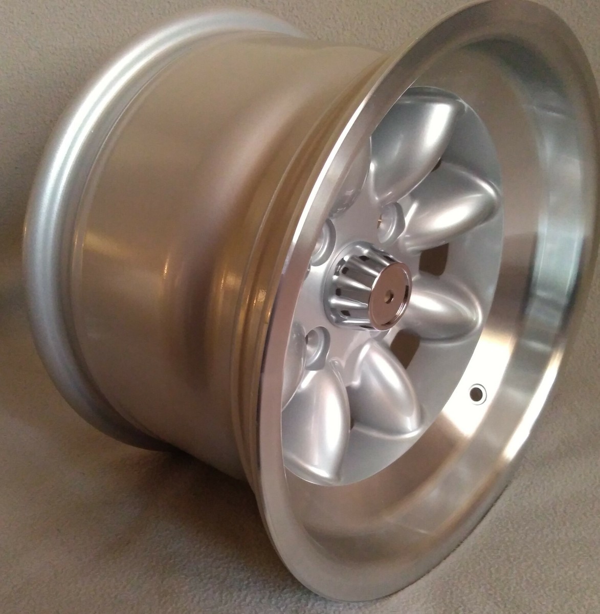 Mini Cooper R50 R53 R56 R60 Capuchon Scheibenwischerachse Arriere 7129282 Mini Cooper R50 R53 R56 R60 Capuchon Scheibenwischerachse Arriere 7129282