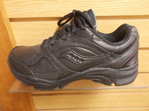 saucony women's wide width