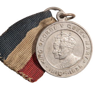 1935 KING GEORGE V & QUEEN MARY "SILVER JUBILEE" MEDAL: BRADFORD