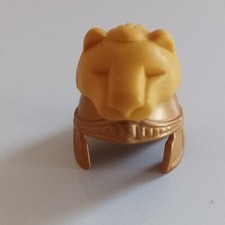 Playmobil R&ouml;mer Helm gold mit L&ouml;we Ersatzteil