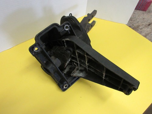 BRP Sea doo GTI 2005 717 720 OEM steering support #277001471 freshwater - Picture 3 of 3
