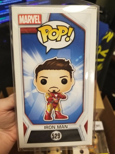 Funko Pop! Marvel Avengers Endgame Iron Man Action Figure - Picture 4 of 5