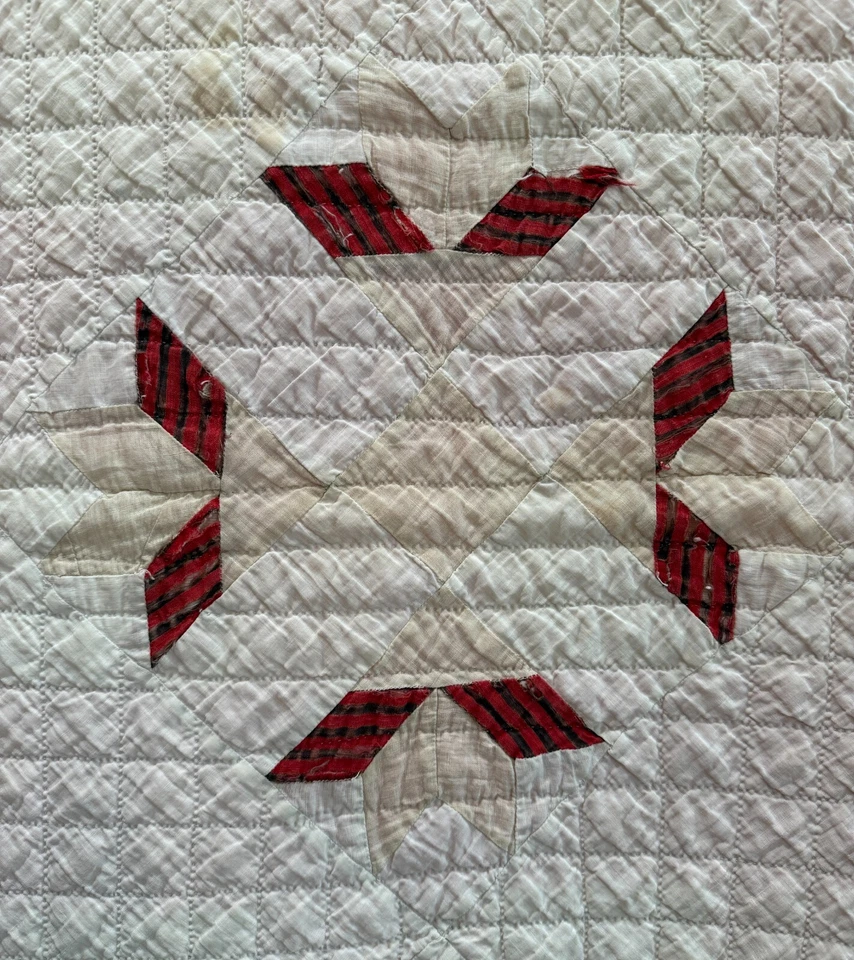 Beautiful Handmade Very Old Antique Pieced Carolina Lily Quilt 64"x80" Restore - Image 4 of 4