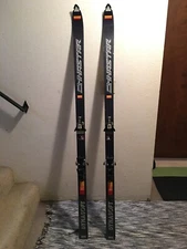 Vintage Omega Dynastar Dynasoft Skis w/ Salomon S637 Bindings Fibrometal France