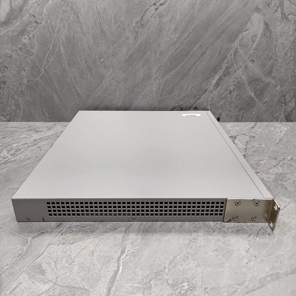 Nortel BayStack 5520-48T-PWR 48-Port Managed Gigabit Ethernet PoE Network Switch - Image 4 of 4
