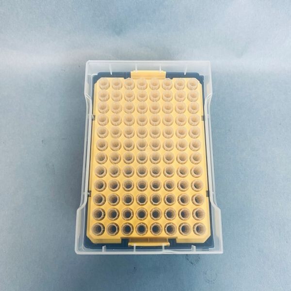 USA Scientific TipOne Graduated Pipette Tips 200 ul Profile Lot of 864 Tips