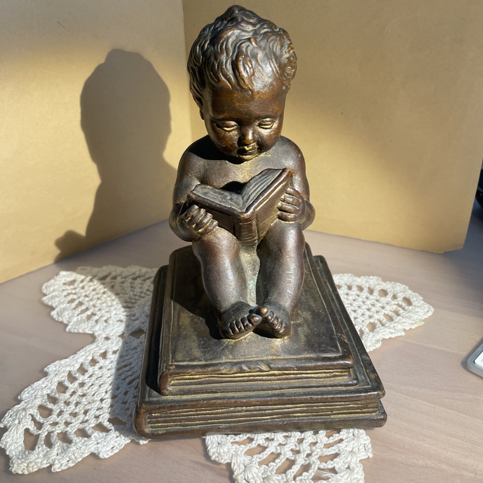 SINGLE LG. KBW KATHODIAN BRONZE CLAD ANTIQUE CHERUB BOY w/BOOK SCULPTURE BOOKEND