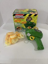 Vtg Jurassic Park The Lost World 1996 Space Shooter Toy Dinosaur See Video EUC