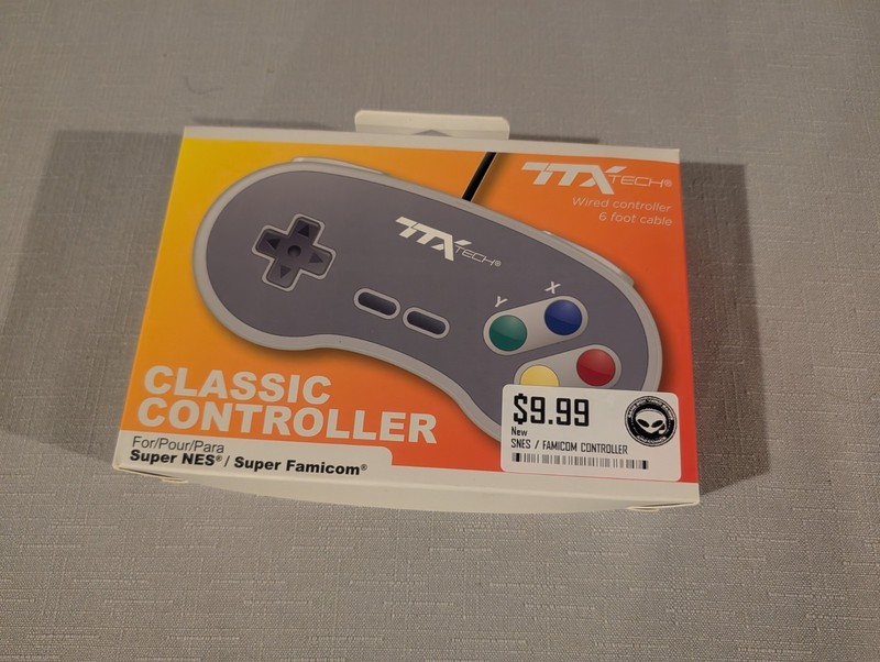 TTX Tech Classic Controller Wired 6ft Gray 8-Way D-Pad for SNES/Super Famicom