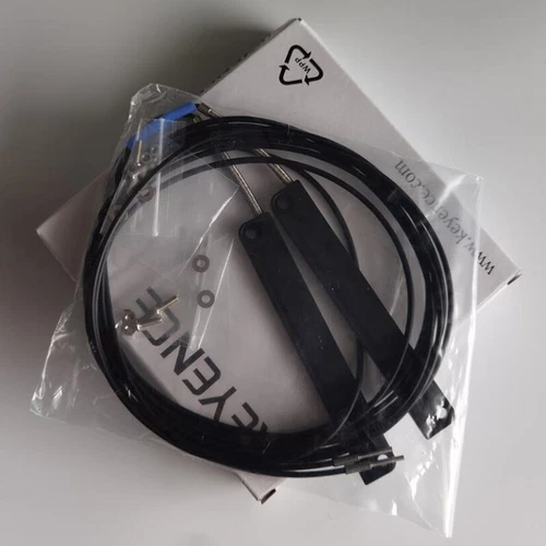 ONE KEYENCE FU-A100 Fiber Optic Sensor - Picture 2 of 3