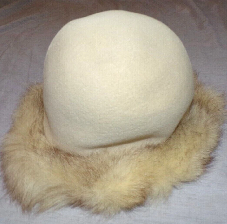 De Colección Mujer Diseñador Yves Saint Laurent Terciopelo Crema Piel Borde Cubo Sombrero Italia Foto 2 de 4