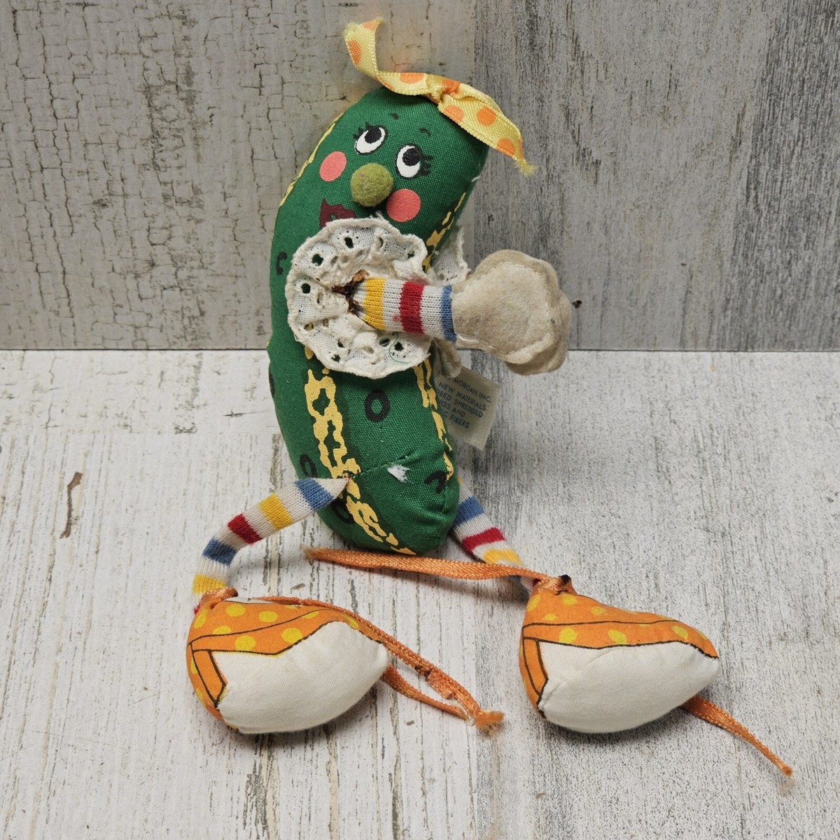 Vintage 1983 Amtoy Mrs. Fickle Pickle American Greetings Plush Toy