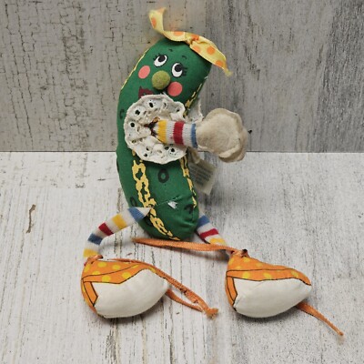 Vintage 1983 Amtoy Mrs. Fickle Pickle American Greetings Plush Toy
